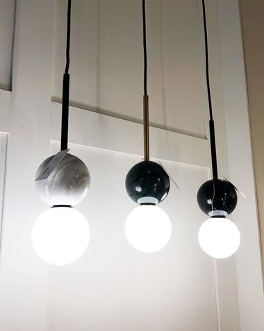 Lámpara colgar DALT | DALT/COLGAR/C1280/BLANCO/NEGRO | AROMAS | Keisu, iluminación y diseño.