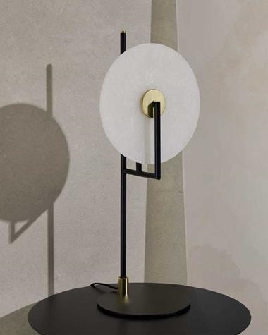 ERTO table lamp | ERTO/S1257 | aromas | Keisu, lighting and design.