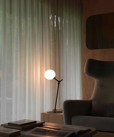 Lámpara de mesa ATOM | ATOM/S1214/N/OP/ | aromas del campo | Keisu, iluminación y diseño.