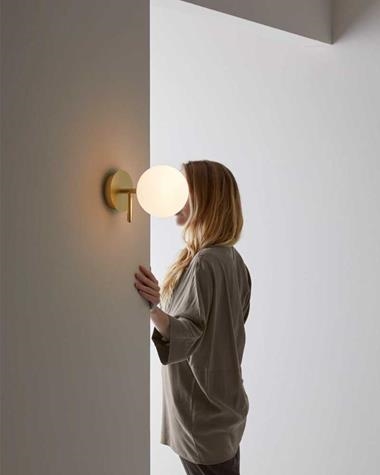 Aplique de pared ATOM | ATOM/A1214/NEGRO | aromas del campo | Keisu, iluminación y diseño.