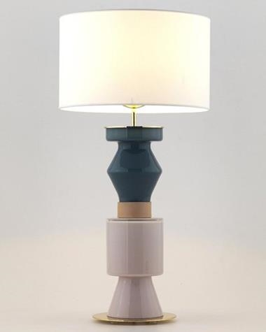 Lámpara de mesa KITTA PONN | NAC107/801011/41 | Aromas | Keisu, iluminación y diseño.