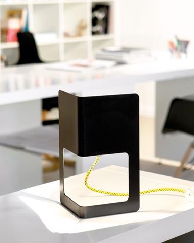 Lámpara de mesa MÍNIMA | MÍNIMA/4422/BLANCO | PLUSSMI | Keisu, iluminación y diseño.