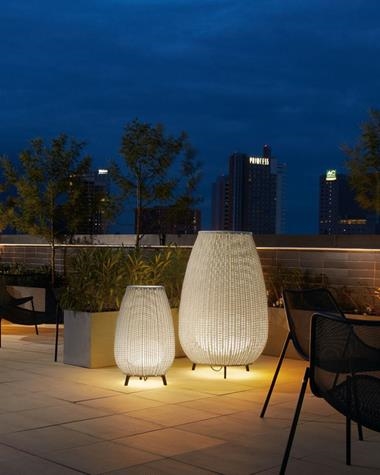 Lámpara de pie exterior AMPHORA | AMPHORA/MINI/BEIGE/0033003/P833 | BOVER | Keisu, iluminación y diseño.