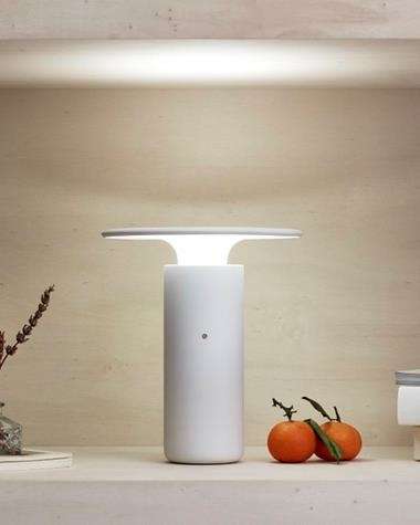 Lámpara portátil NAIS | NAIS/BLANCO | POTT | Keisu, iluminación y diseño.